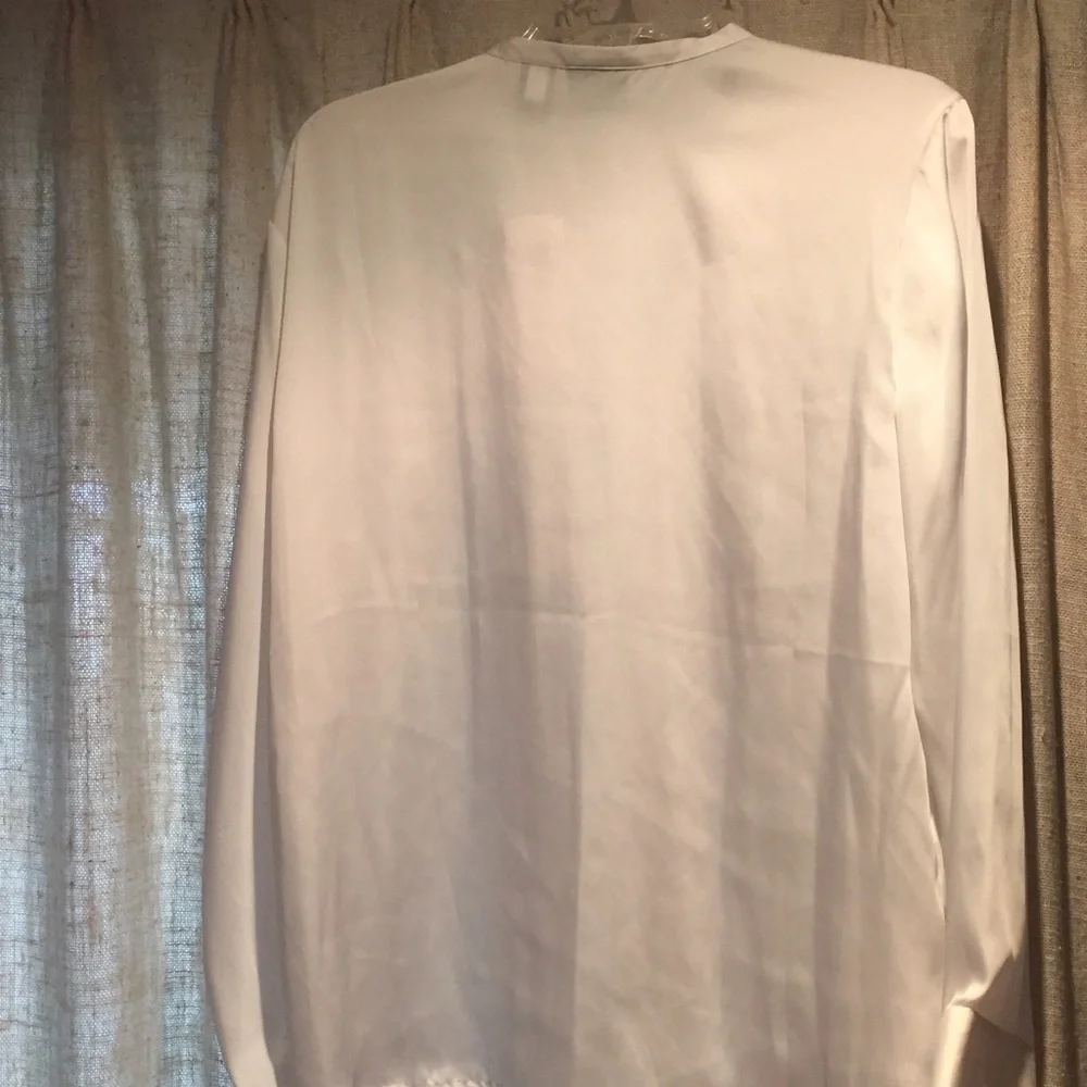 NWT Chico’s Long Sleeve Blouse -White 14 - Picture 2 of 4